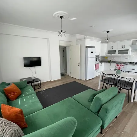 Selcuklar 2 דירה